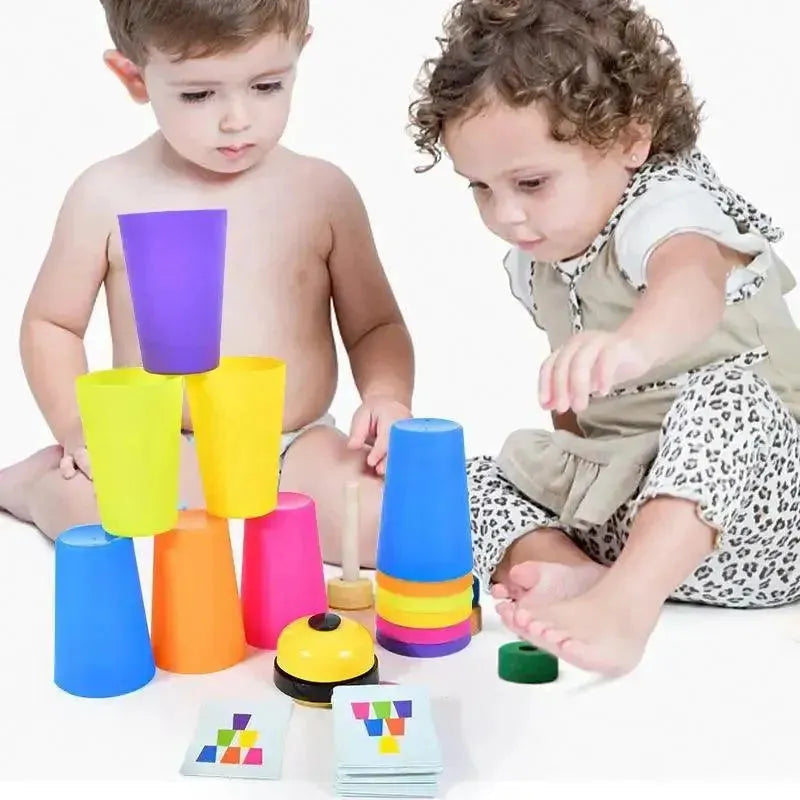 Jogo dos Copos com Cartas