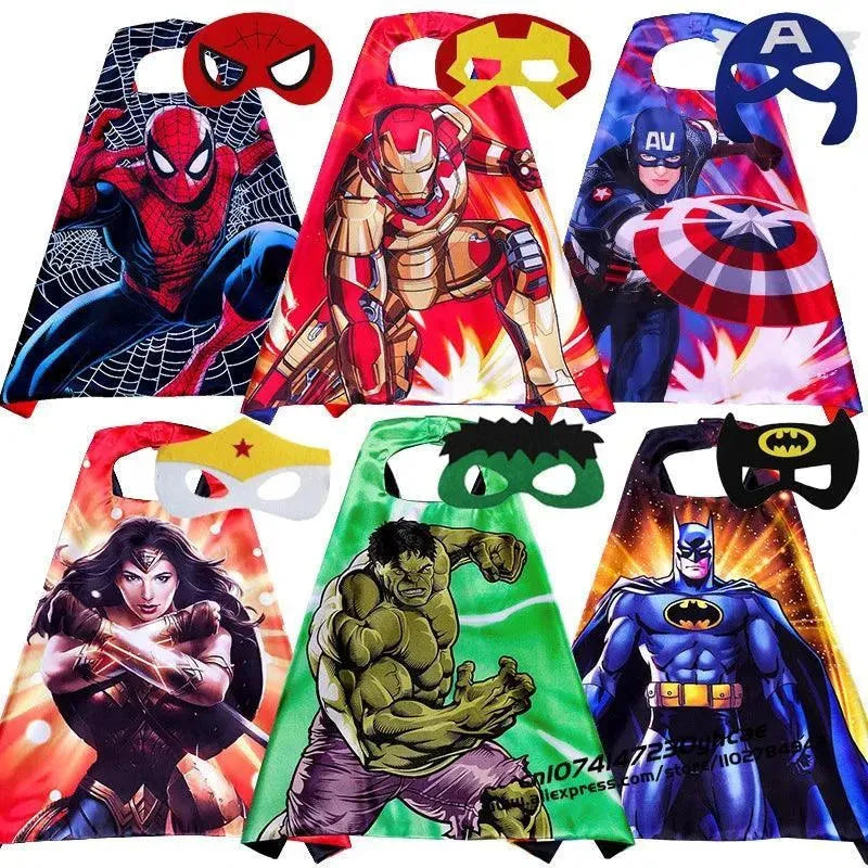 Capa e Máscara Disney Marvel