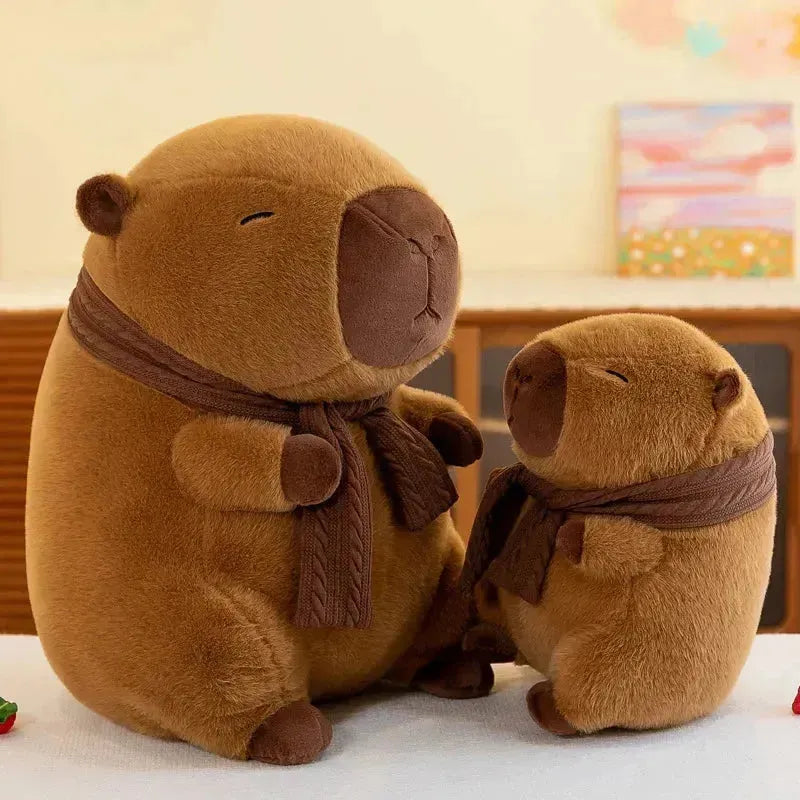 Pelúcia Capivara com Cachecol 25cm